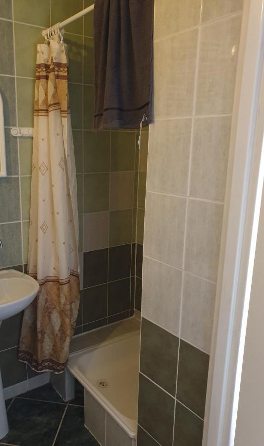 Wczasy U Miry Apartment เมียลโน ภายนอก รูปภาพ